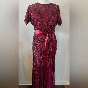 R&M Richards Red Short Sleeved Gown